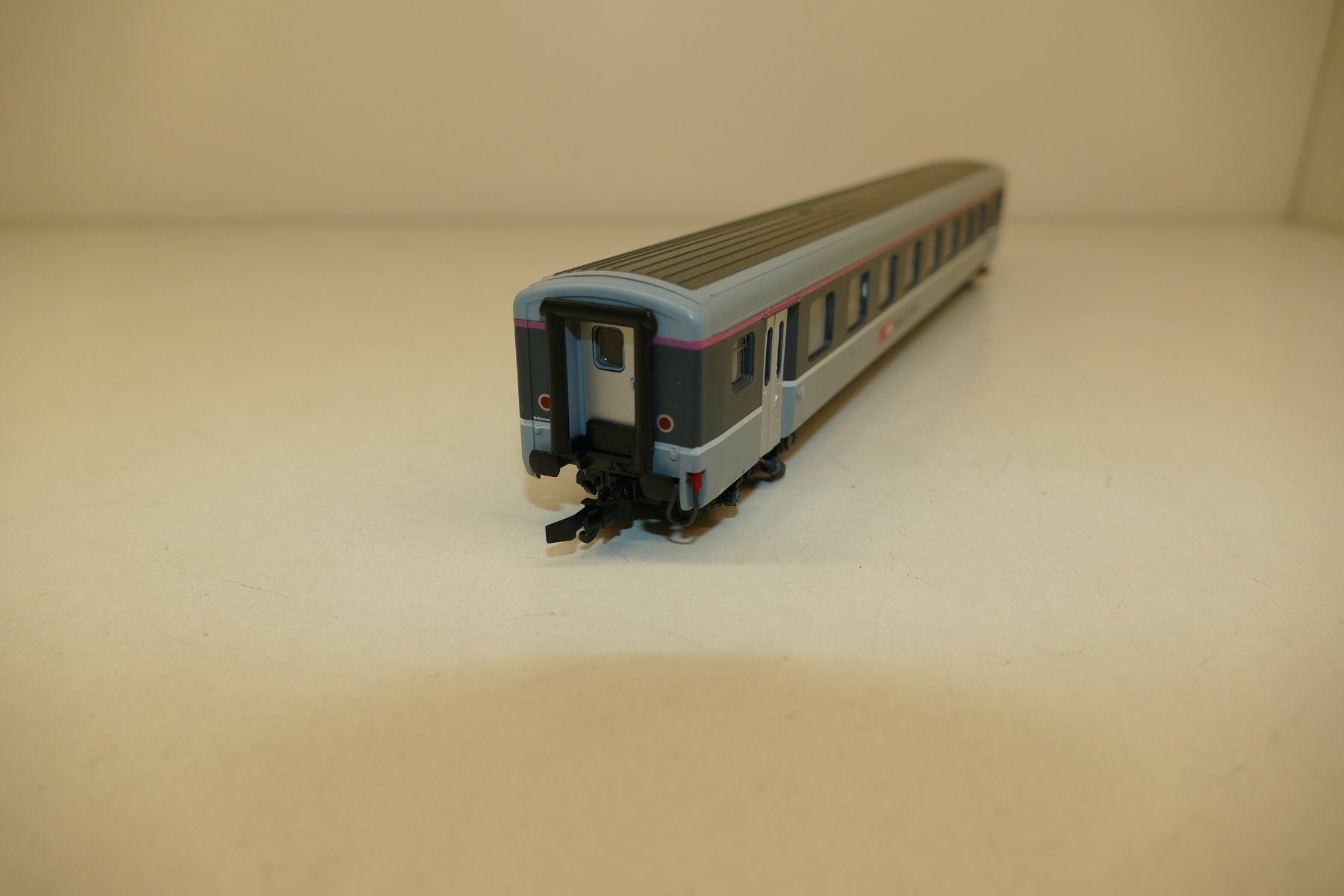 Roco Modellini di ferrovie: Roco H0: SBB Salonwagen Typ SR – Usato da Niederhasli venduto da rail-duerst 3