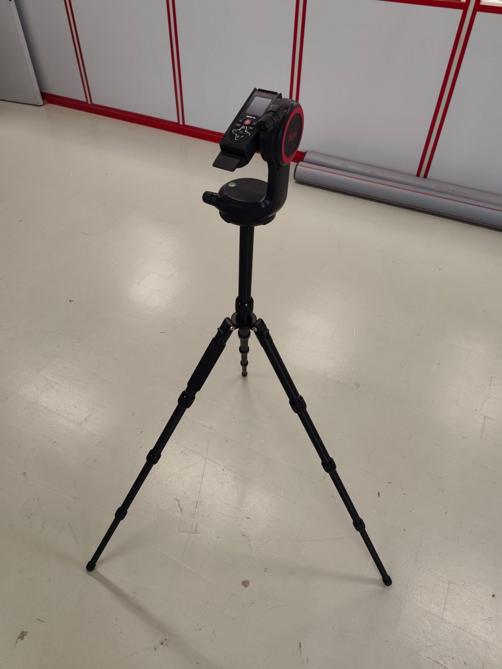 Leica Messen: Leica DISTO X4 – Gebraucht aus Weisslingen von Truempy_Elektro_AG 1