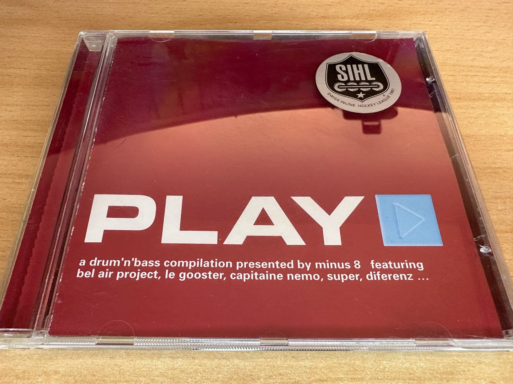 CD: Minus 8 – Play – Usato da Rikon im Tösstal venduto da Alpenmutz