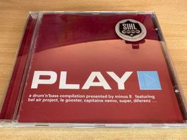 Minus 8 – Play