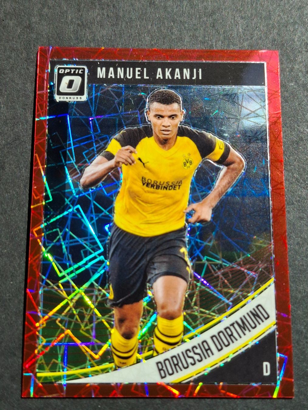 Panini Carte collezionabili: Manuel Akanji /50 Red Velocity 2018 Optic – Usato da Olten venduto da cweb