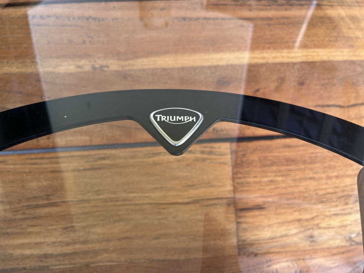 Triumph Tutti i ricambio per moto: Triumph Motorad Windshield – Usato da Sirnach venduto da oli_82kd 3
