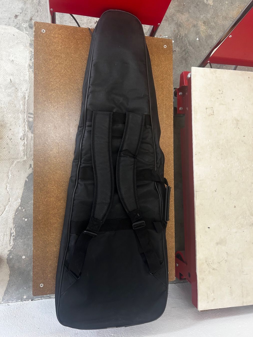 Cort Strumenti musicali: Cort Electric Guitar Bag - neu – Nuovo (secondo la descrizione) da Gletterens venduto da atmusicstore 1