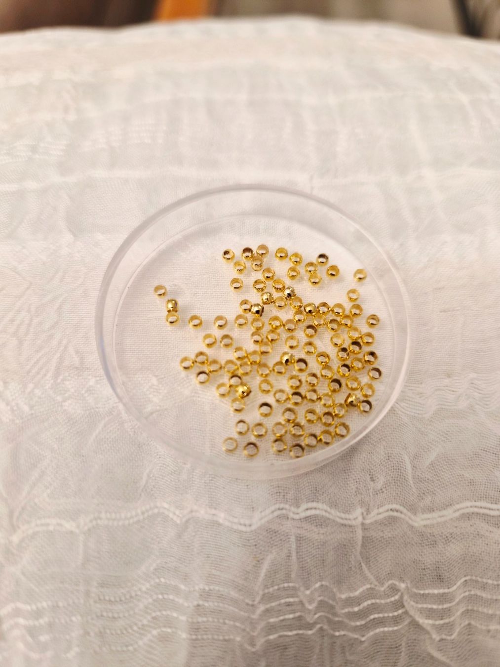 Perle (finte): Quetschperlen gold 2mm 100 stk – Nuovo e nell'imballaggio originale da Dietikon venduto da Eleda