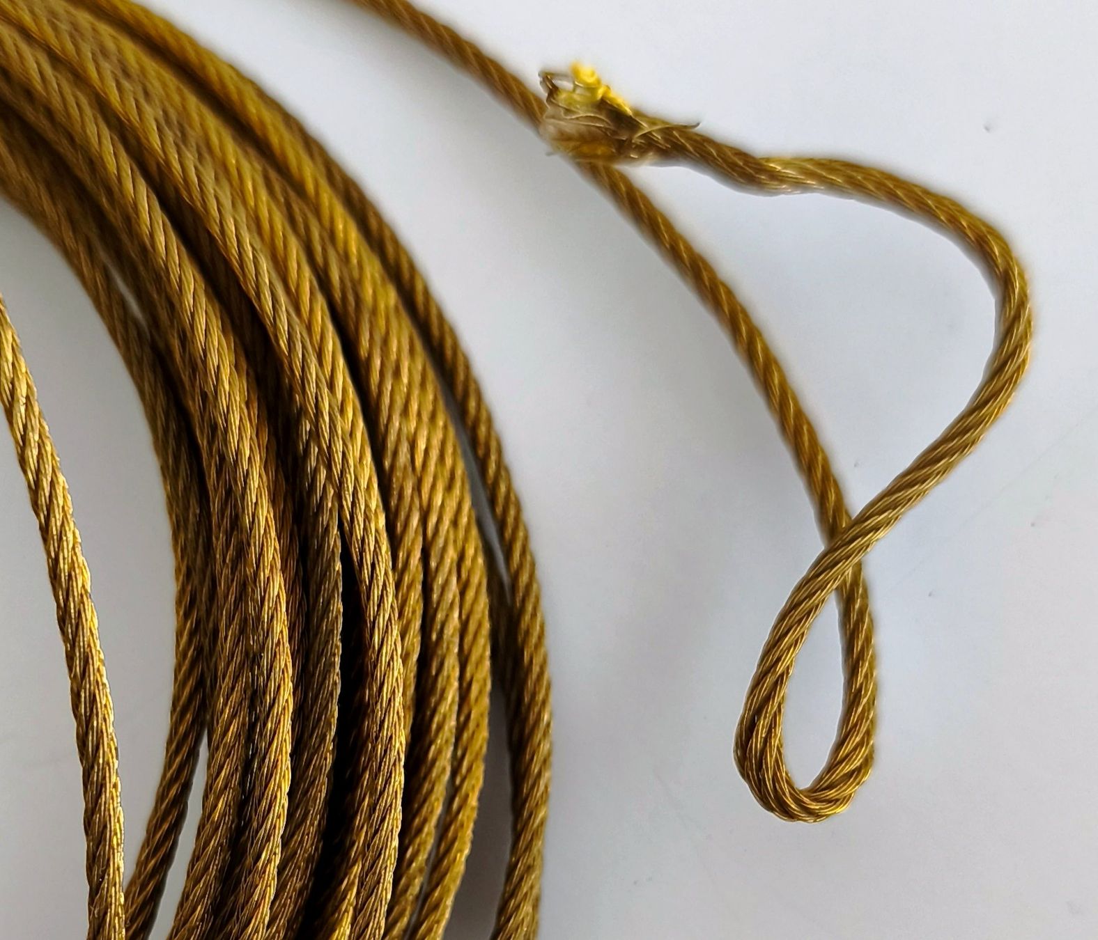 Ferramenta: Vintage Messing- oder Bronzekabel, Naturfaserseele im Kern – Usato da Zürich venduto da Tanteemma369 1