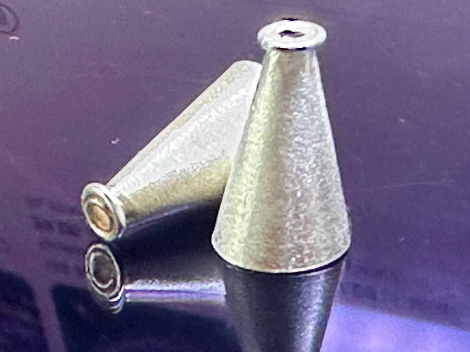Perle (finte): 2 St. 925 Silber Schmuck Perlenkappen / Endkappen matt – Nuovo (secondo la descrizione) da Langenthal venduto da Seelenfreunde 4