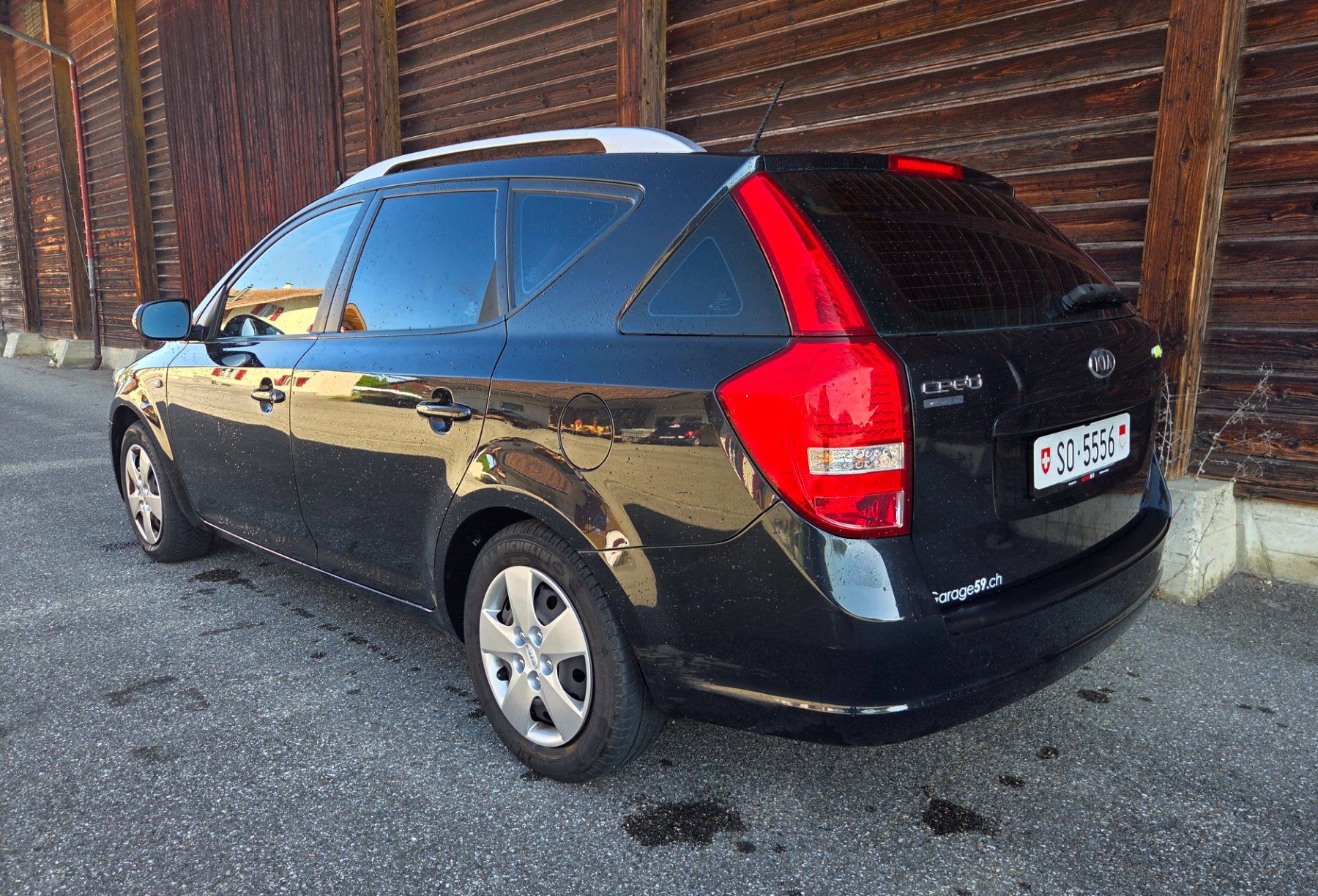 Kia Automobili: Kia Ceed 1.4 SW ISG - MFK 18.06.2026 – Usato da Solothurn venduto da LYRELA 2
