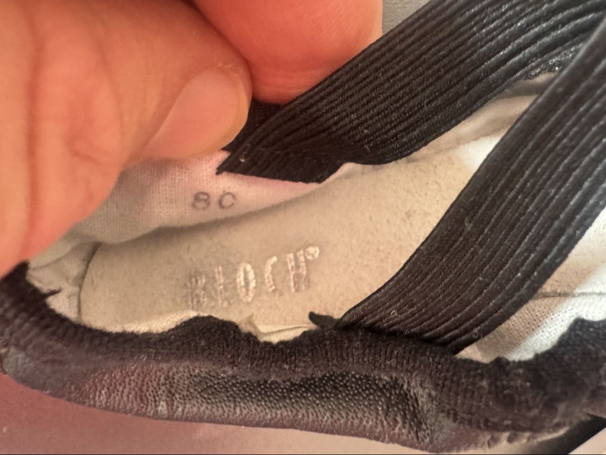 Bloch Scarpe per ragazze: Bloch Ballettschuhe 8c – Nuovo (secondo la descrizione) da Zürich venduto da Sebi999 2