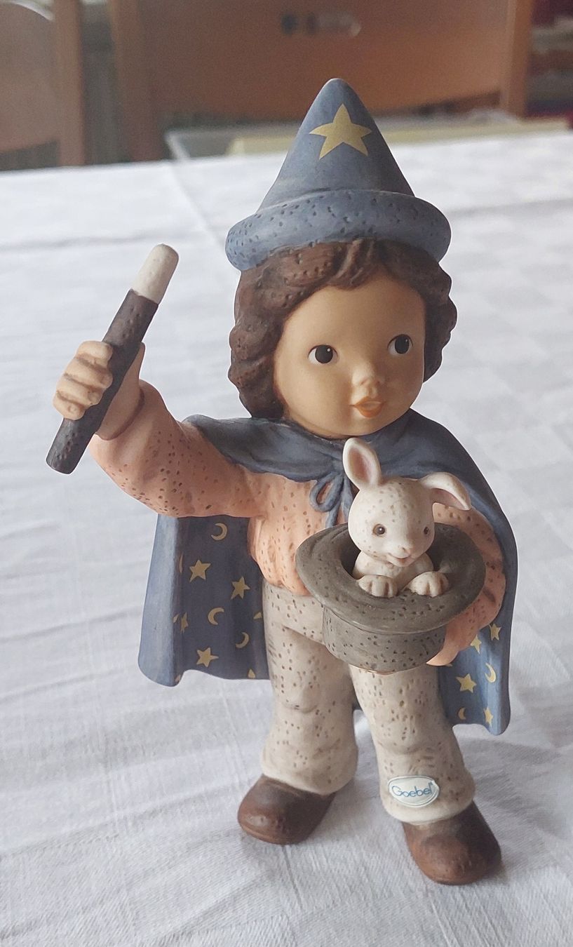Statuette: Zauberer von Goebel – Nuovo e nell'imballaggio originale da Herzogenbuchsee venduto da Nickboys