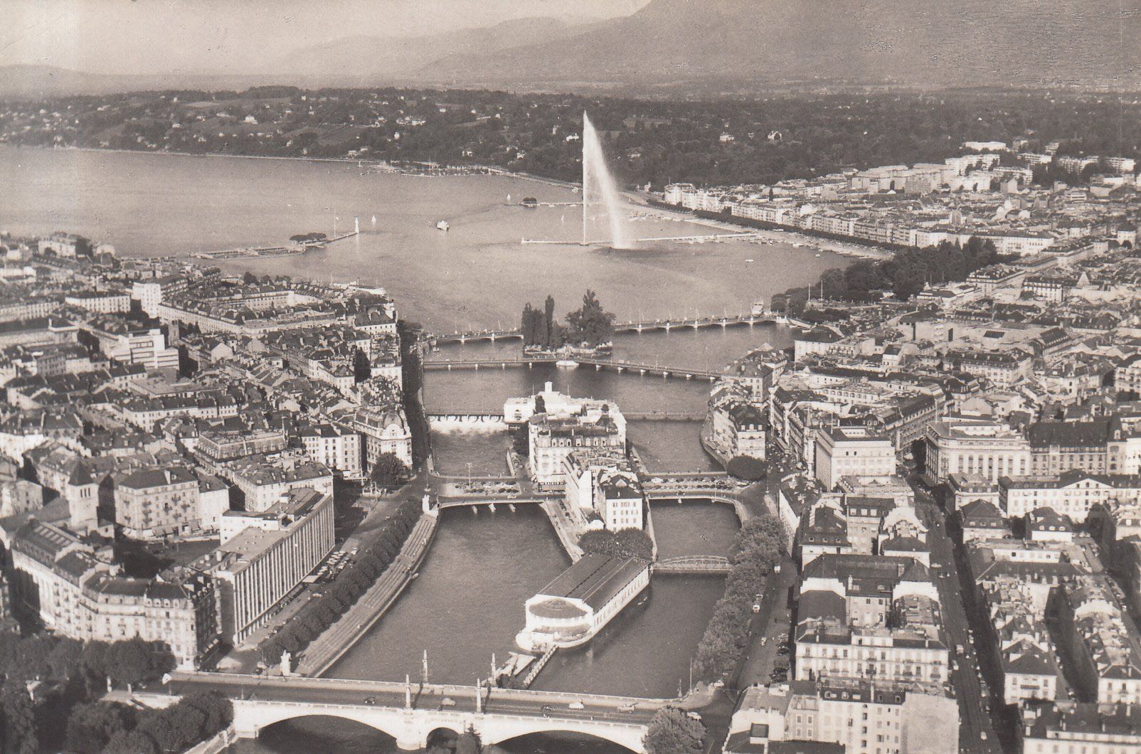 Cartoline postali: Genève ca. 1950 – Usato da Bürglen TG venduto da StampGraf