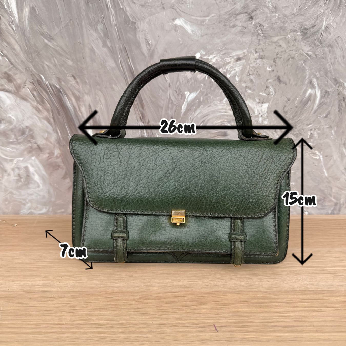 Borse da donna: Sac à main vintage vert fermeture dorée – Usato da Thônex venduto da Suisse.Shopping 9