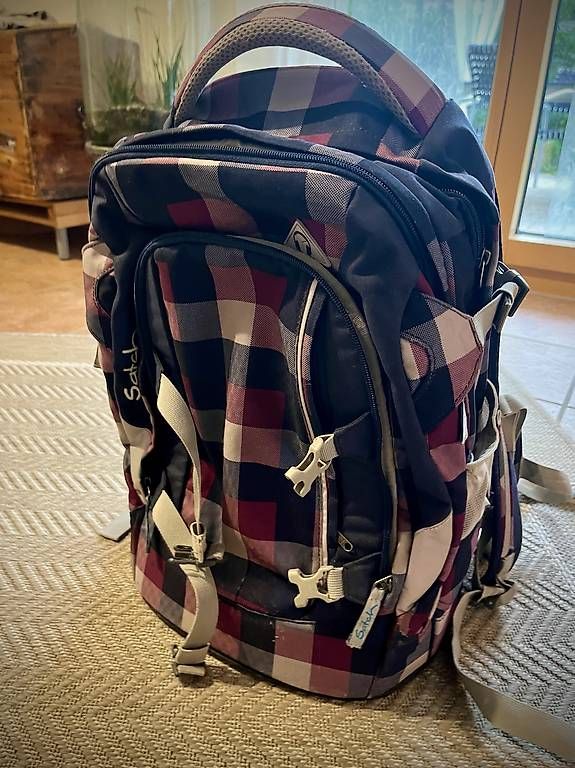 Sacs & sacs à dos: SATCH Schulsack – D'occasion à Büren an der Aare par tadowa