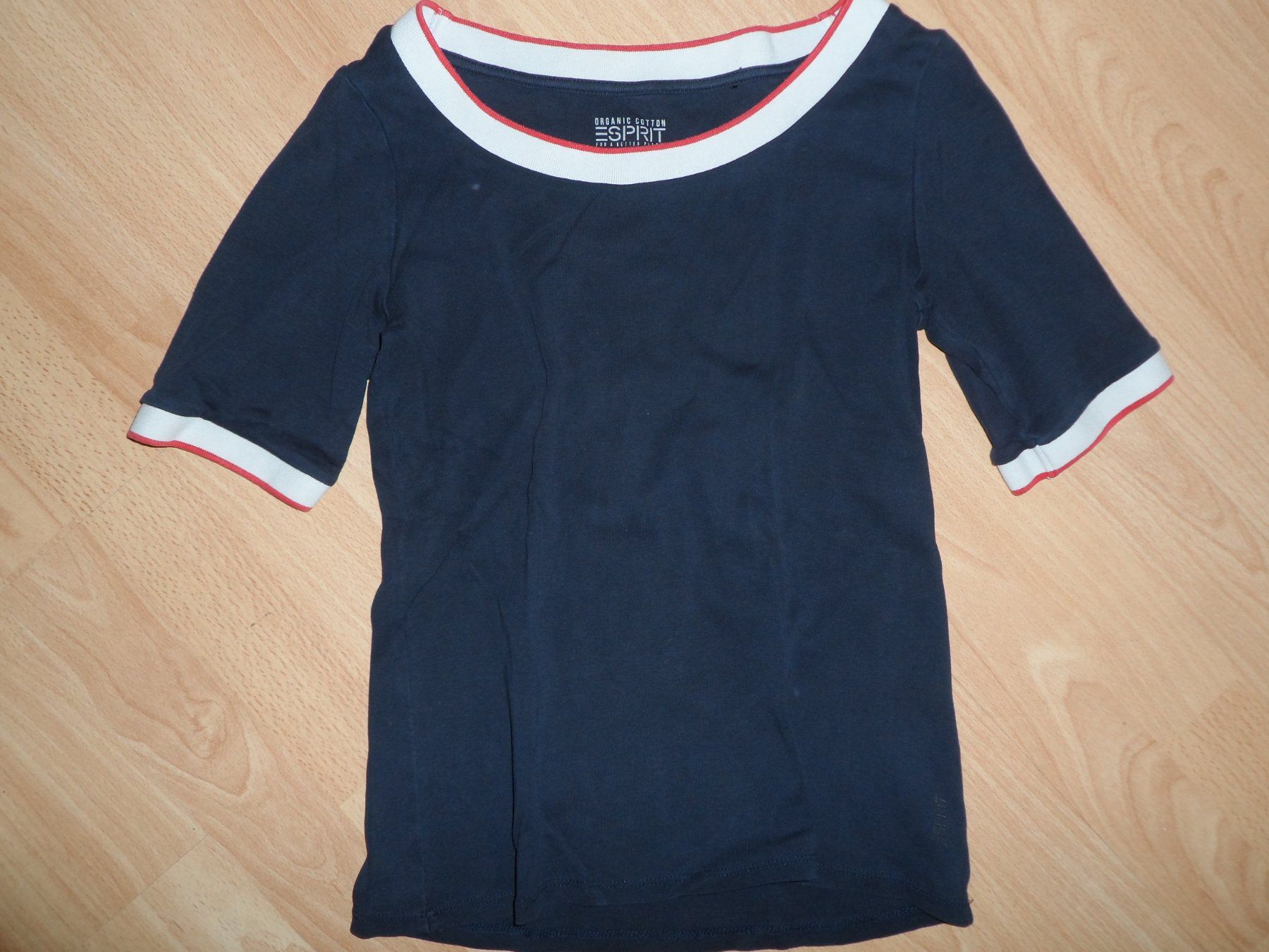 Esprit T-shirt: ***** ESPRIT T Shirt Gr S ***** – Usato da Therwil venduto da Hcd1919