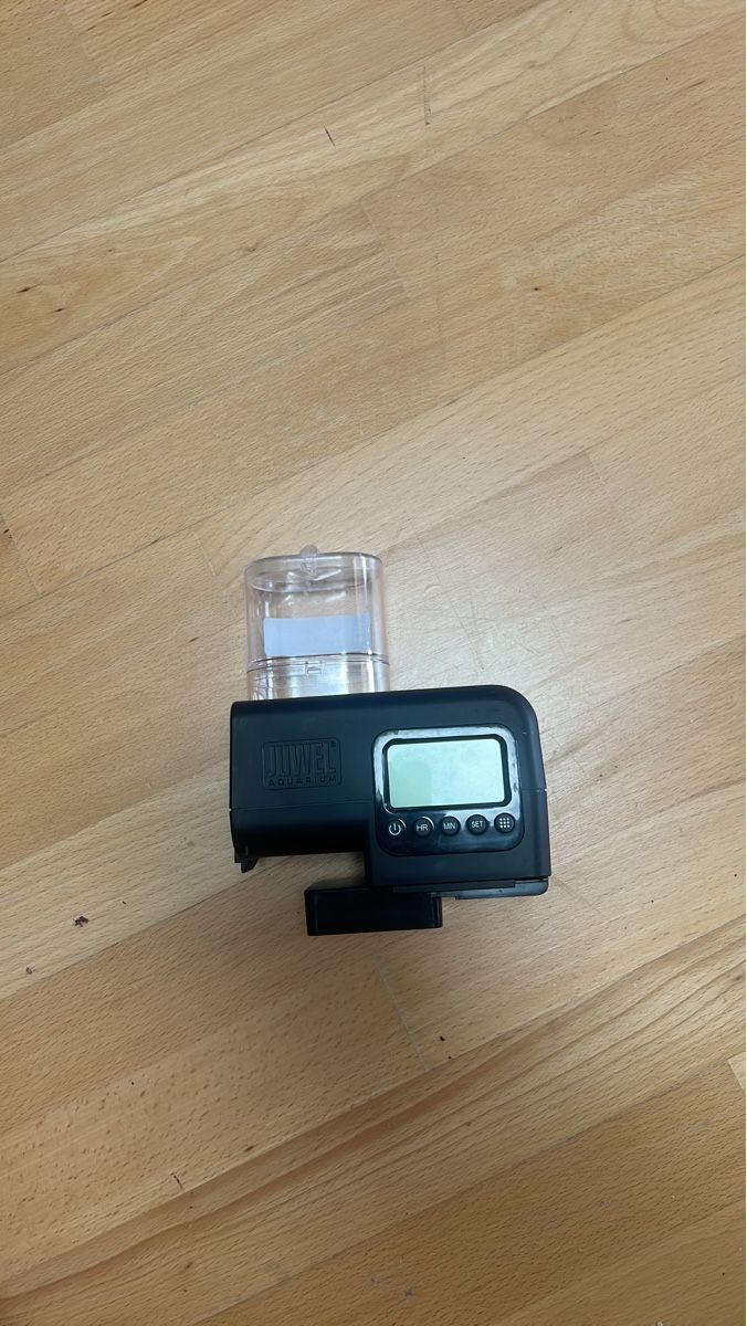 Juwel Mangimi: Juwel Aquarium Futterautomat Smart Feed 2.00 – Usato da Zürich venduto da Jakomo007