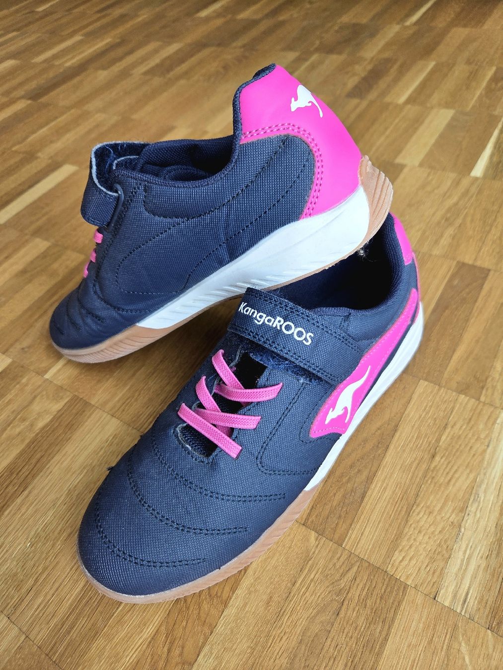 Scarpe per ragazzi: KangaROOS Hallenschuhe 37 neuwertig – Usato da Zürich venduto da tzg01
