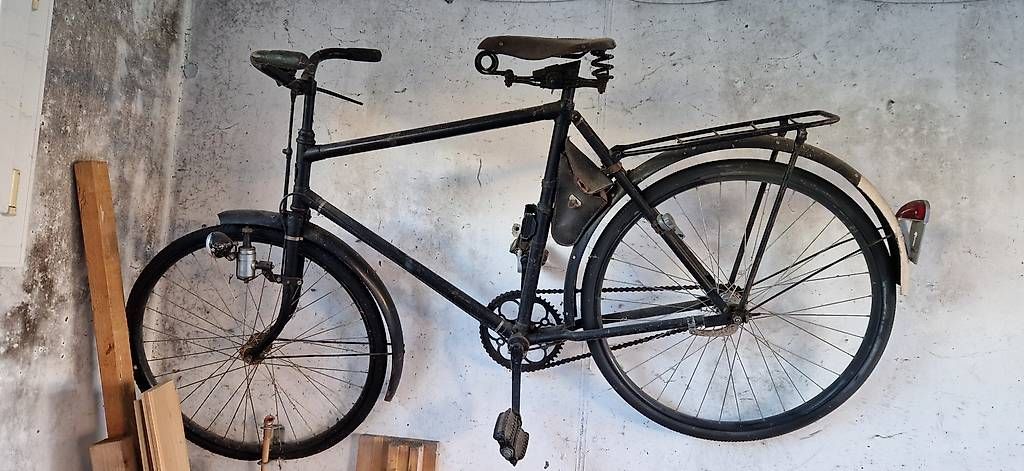 Velos: Schweizer Militärvelo – Gebraucht aus Aefligen von first8