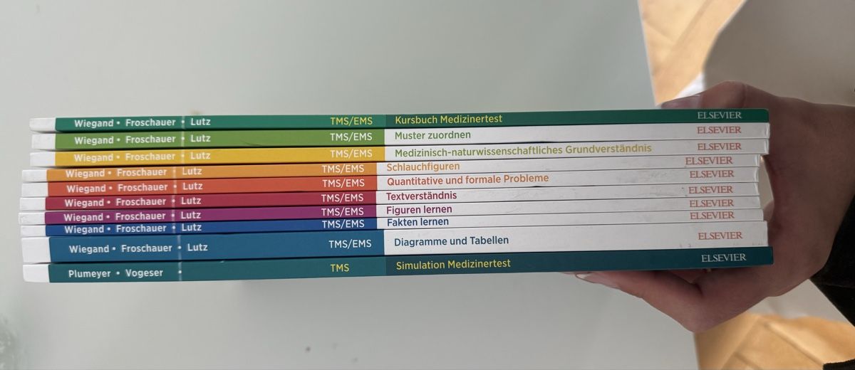 Libri: TMS/EMS Komplettset Medizinertest – Nuovo (secondo la descrizione) da Bern venduto da fjo_ynx7