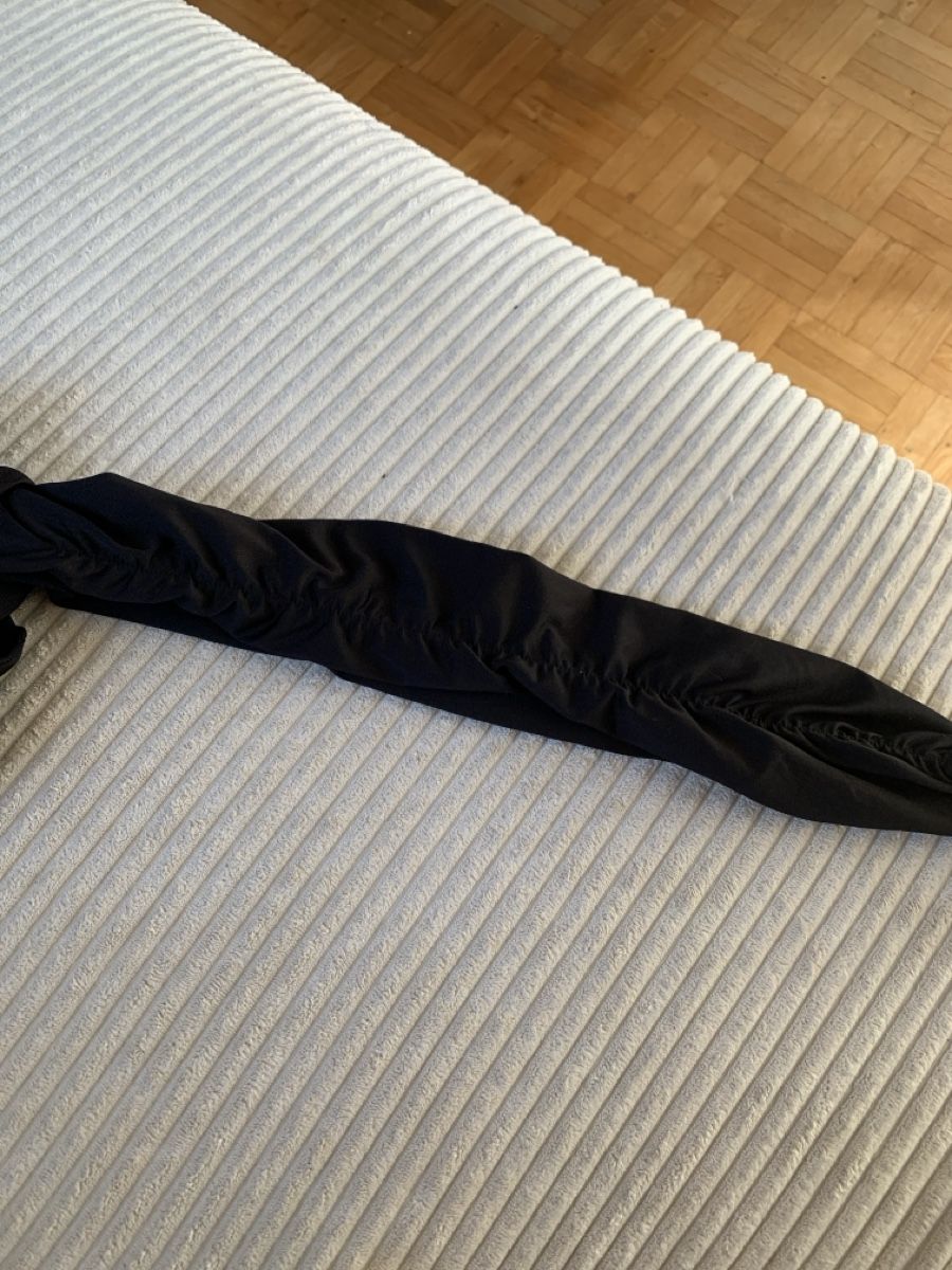 H&M Top: Body noir H&M – Usato da Prangins venduto da val_2c72 5
