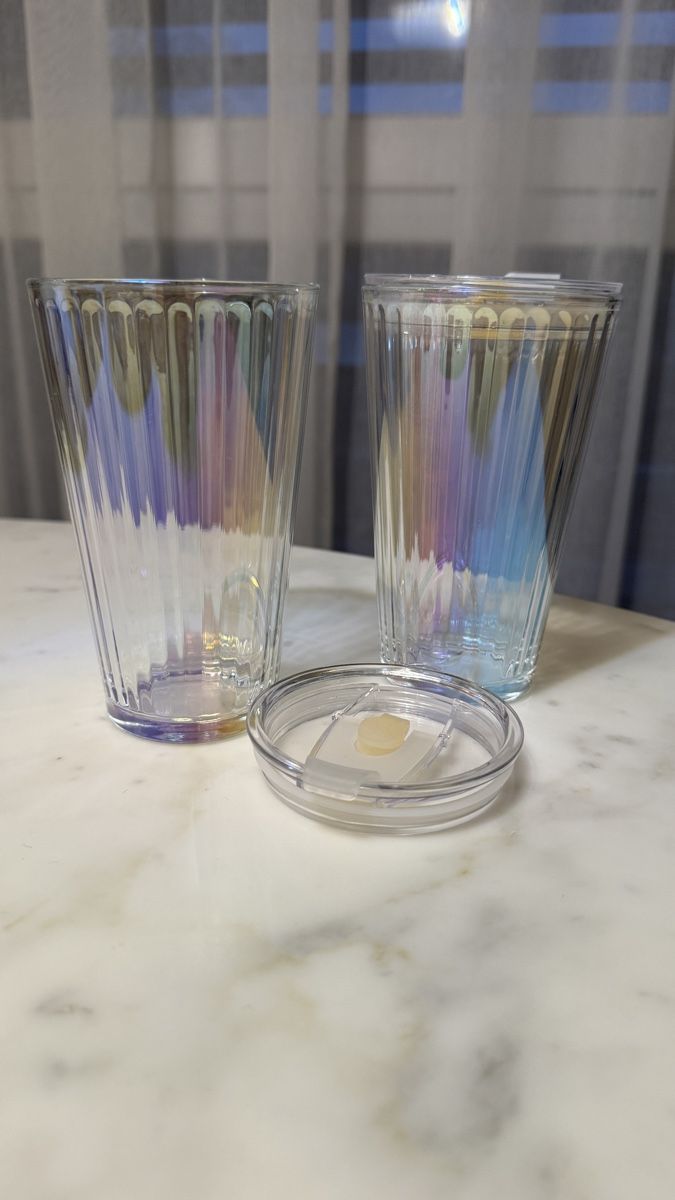 2x Kaffeegläser Regenbogen Design Gläser mit Deckel Depot (Gebraucht) in Frauenfeld für CHF 1 – mit Lieferung auf Ricardo kaufen