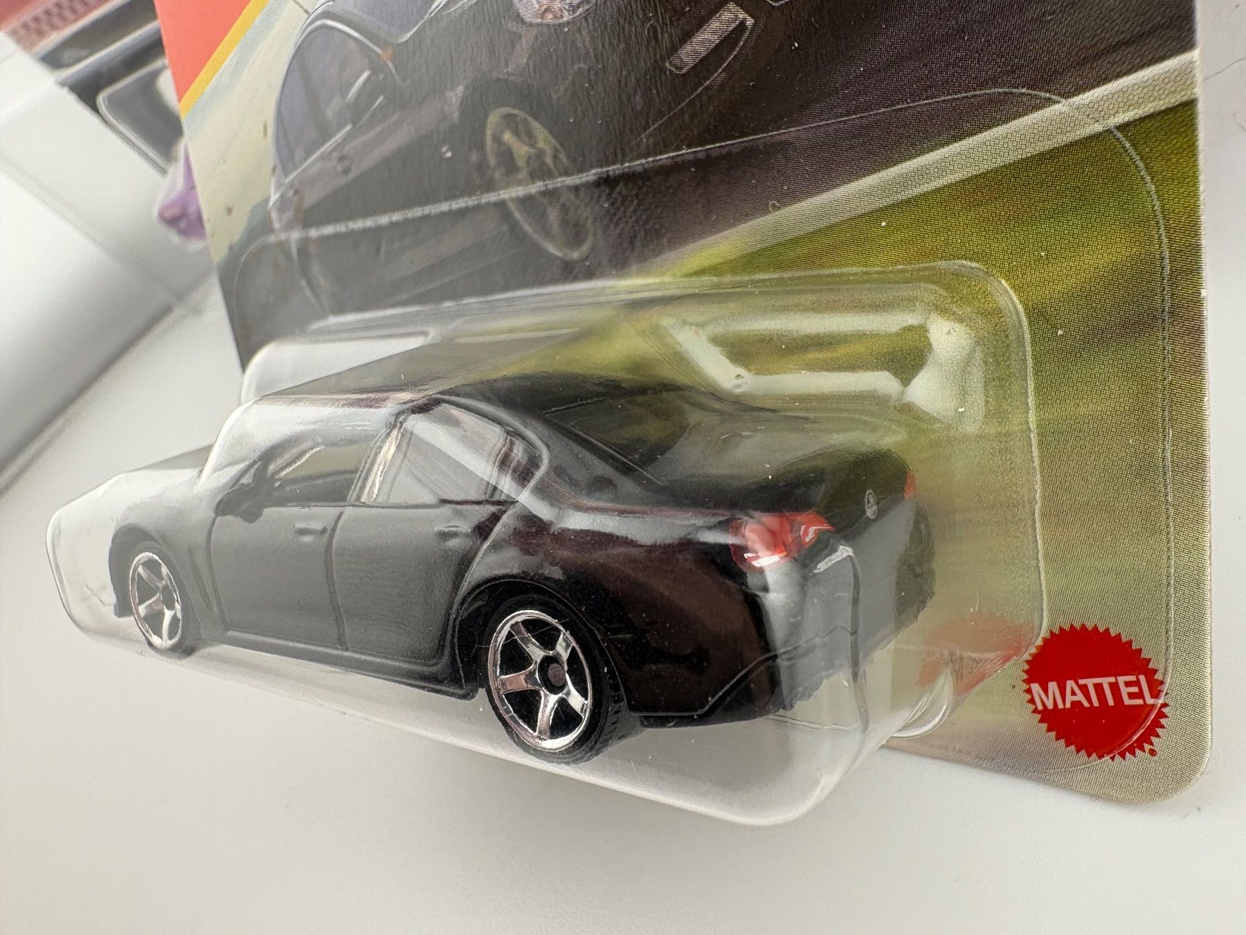 Matchbox Modellini d'auto: Matchbox Holden VF Commodore SSV - 2025 - 106/125 – Nuovo e nell'imballaggio originale da Flawil venduto da HeisseReifen 3