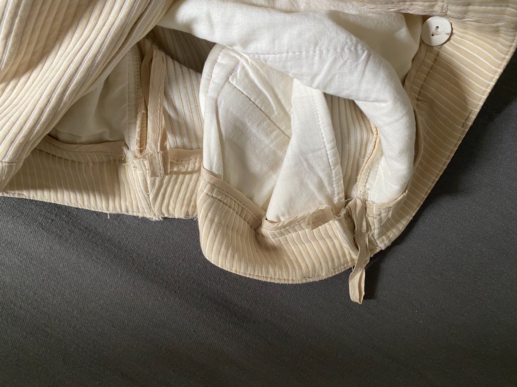 Chanel Completi & Tailleur: COCO CHANEL ORIGINAL ANZUG 34 – Usato da Liestal venduto da aarroon 5