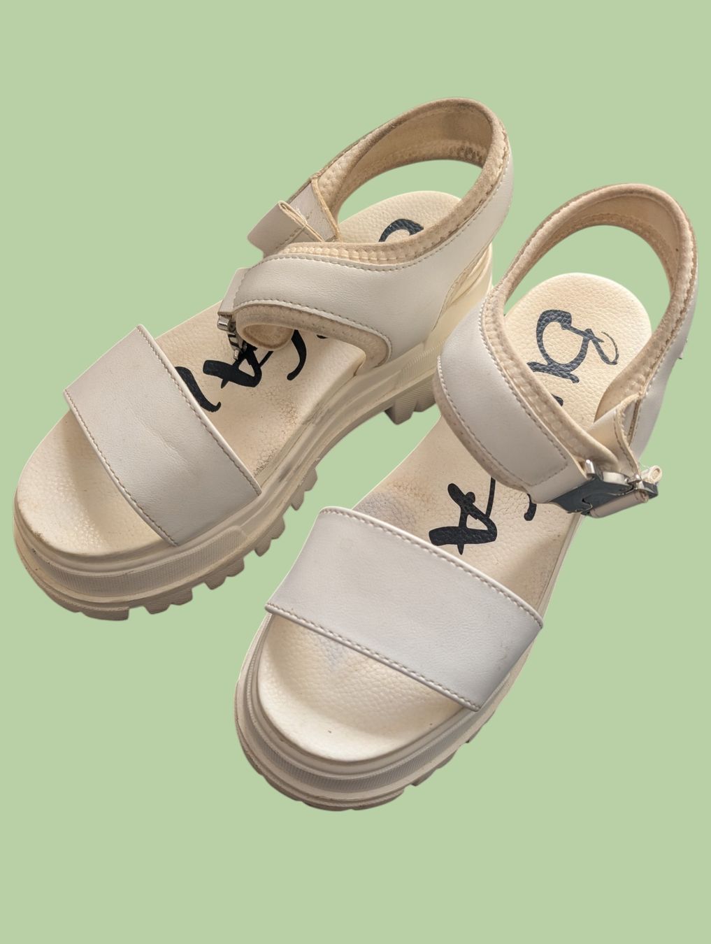 Buffalo Damenschuhe: Buffalo Plateau-Sandalen – Gebraucht aus St. Gallen von nadinewho