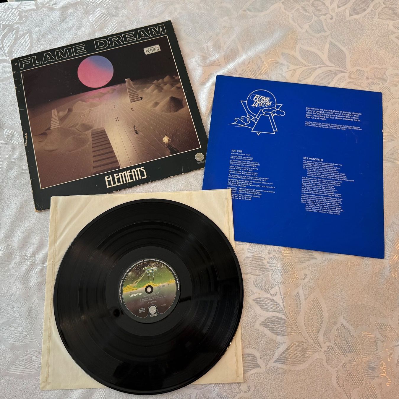 Schallplatten: FLAME DREAMS - ELEMENTS – Gebraucht aus Zürich von fehlton 3