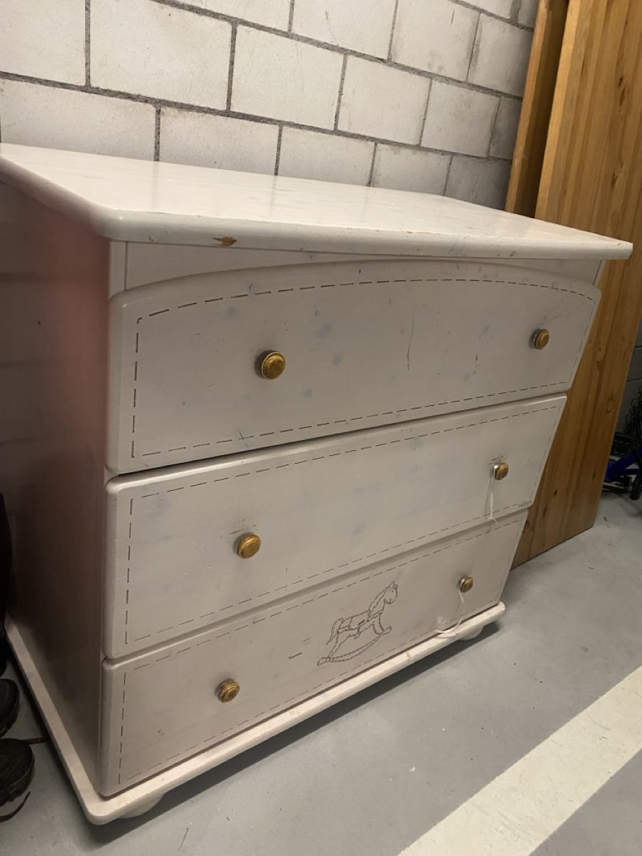 Cassettiere: Süsse Kinder Kommode, Shabby Chic Stil – Usato da Samstagern venduto da mini22