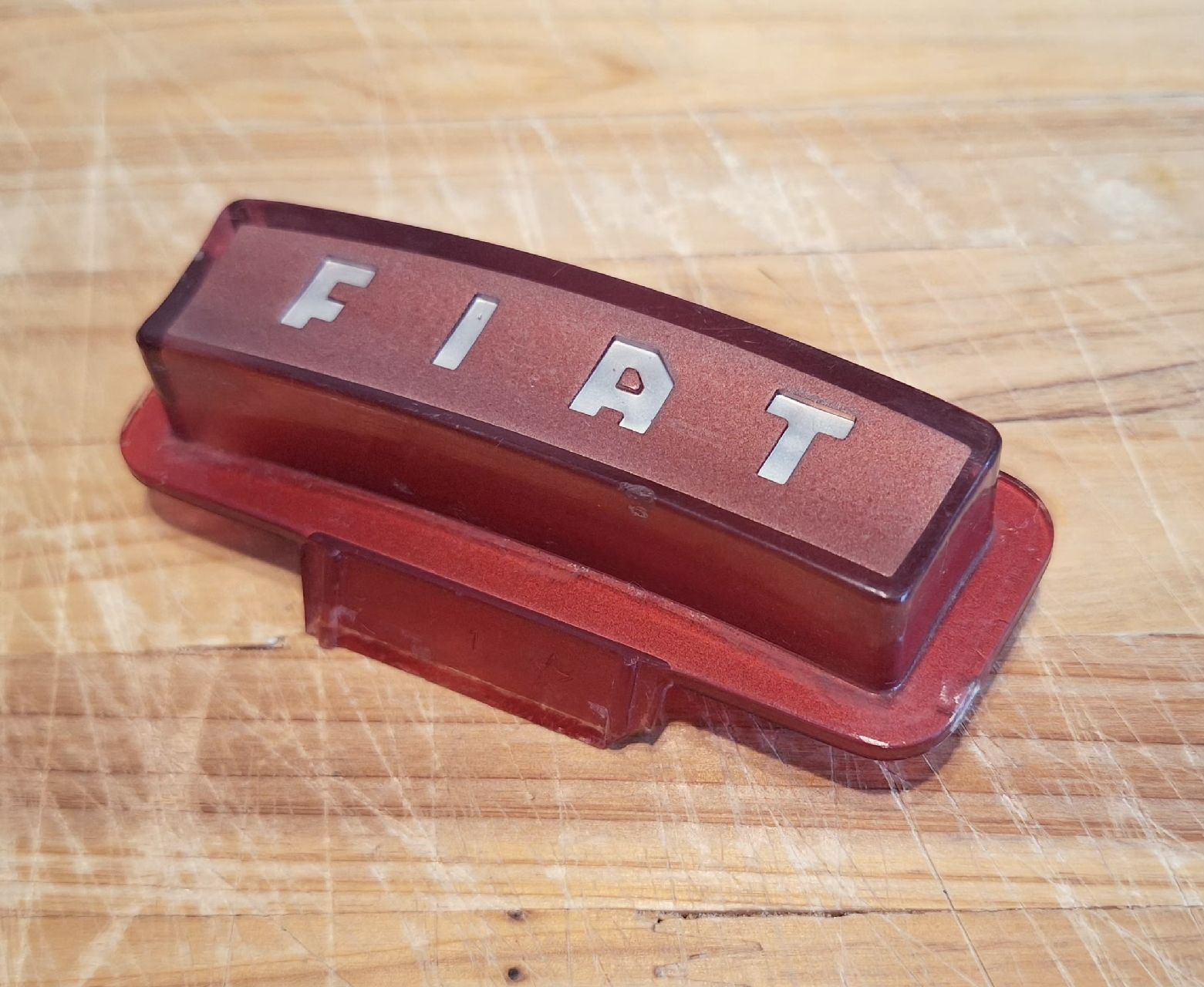 Fiat Tutti pezzi di ricambio auto: Fiat 128 Hupenknopf – Usato da Triesen venduto da BLACKSHEEP75 1