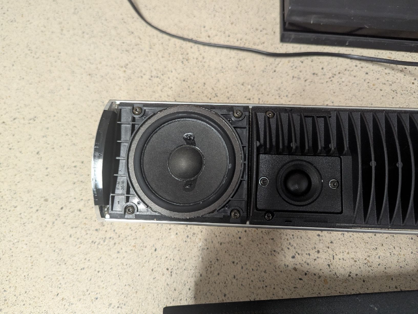 Bang & Olufsen Amplificatori: BeoCenter 2 Set mit BeoLab 3500 & BeoLink Passive – Usato da Oberwil-Lieli venduto da jul_tvf7 5