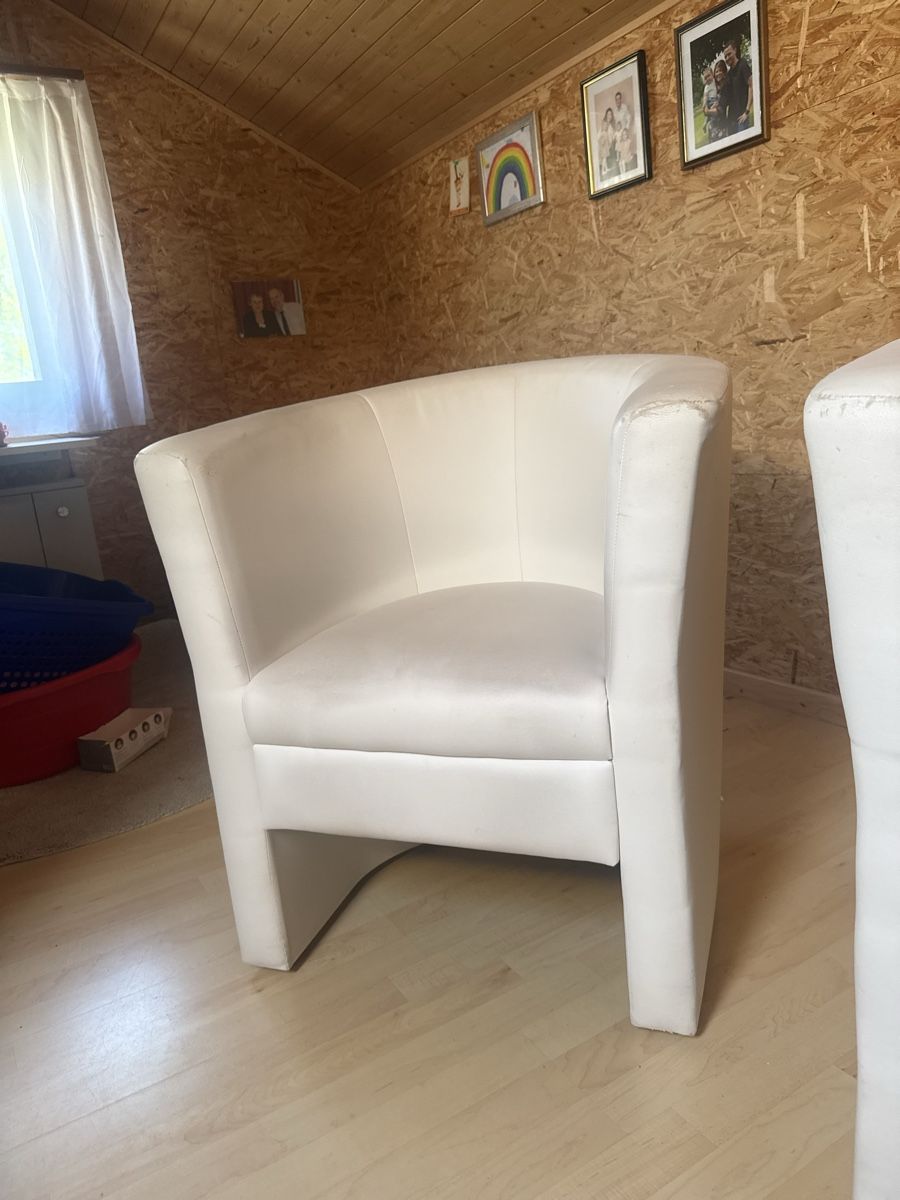 Poltrone: Weisse Kunstleder Sessel – Usato da Sursee venduto da Zollix 2
