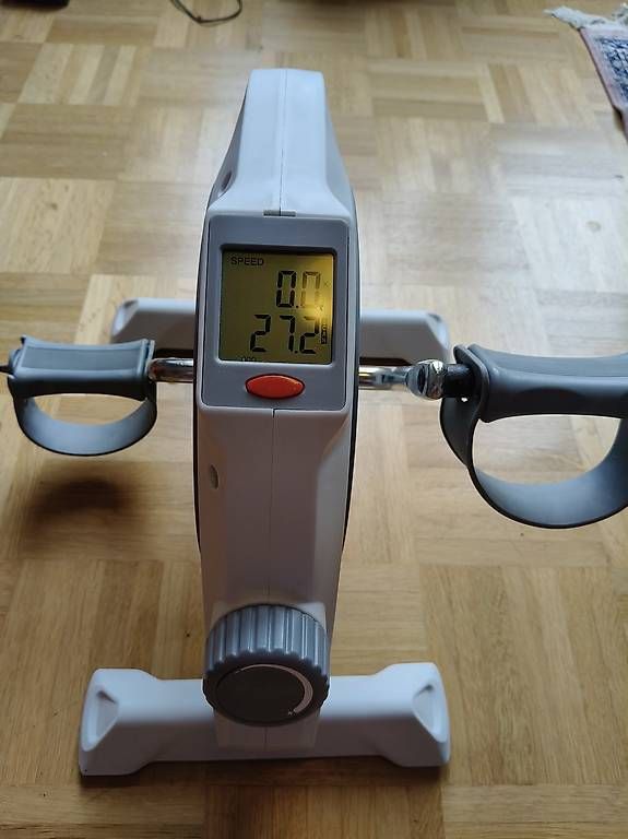 Hometrainer: Arm- & Beintrainer – Gebraucht aus Winterthur von n_c_7gxz 4