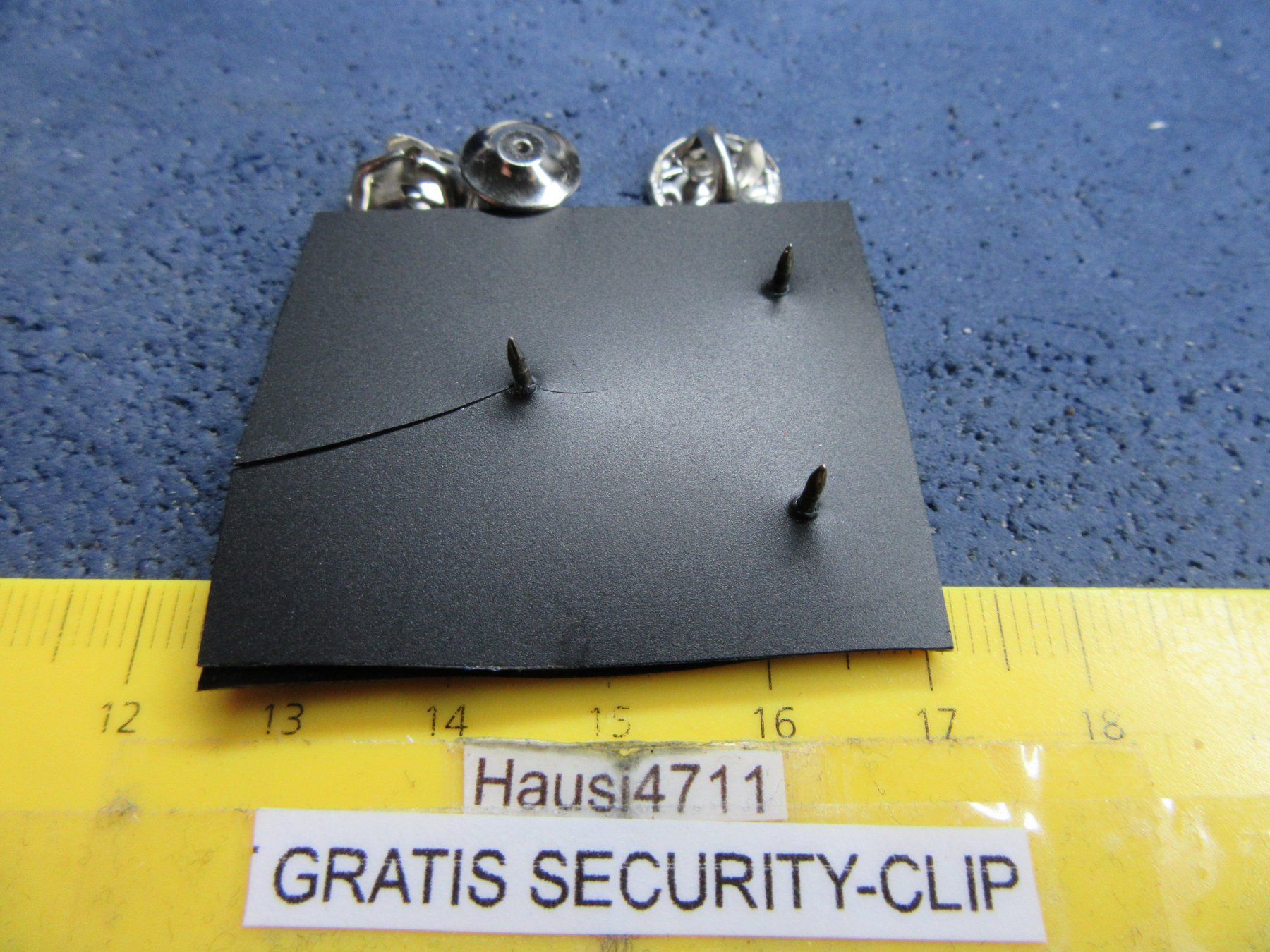 Plaketten & Abzeichen: SUZUKI ADLER 3NÄGEL-PIN GEPRÄGT GROSSS mit 1SECURITY-CLIP – Gebraucht aus Ettingen von Hausi4711 1