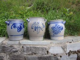 Grosse alte Steinguttöpfe – 3er-Set