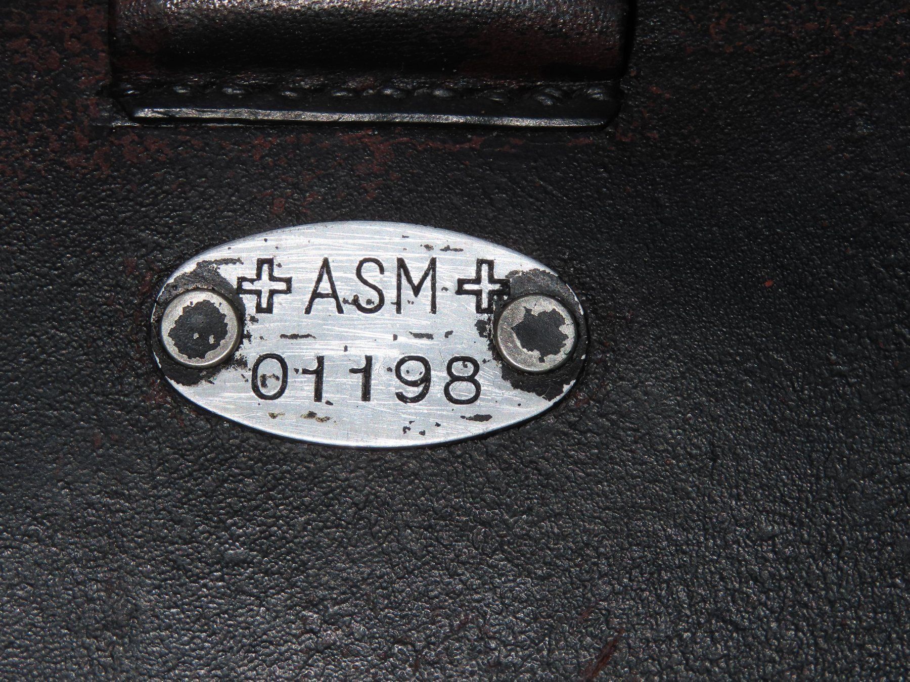 Schweizer Armee Uniformen: Schweizer Armee Sanitätstasche1942 – Gebraucht aus Grenchen von sunflyer01 8