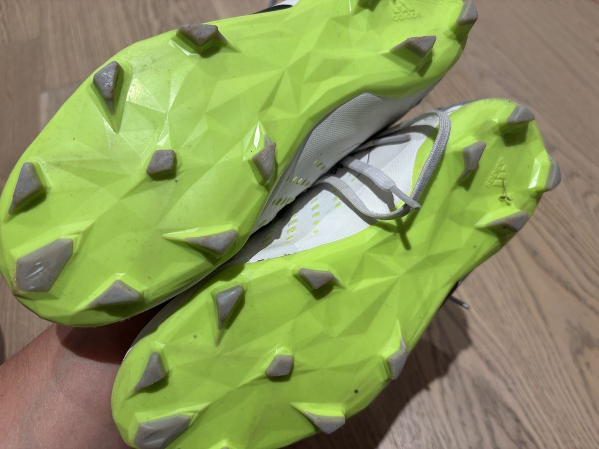 Adidas Scarpe da uomo: Adidas Gussballschuhe 37.5 – Usato da Baar venduto da El.bee 1