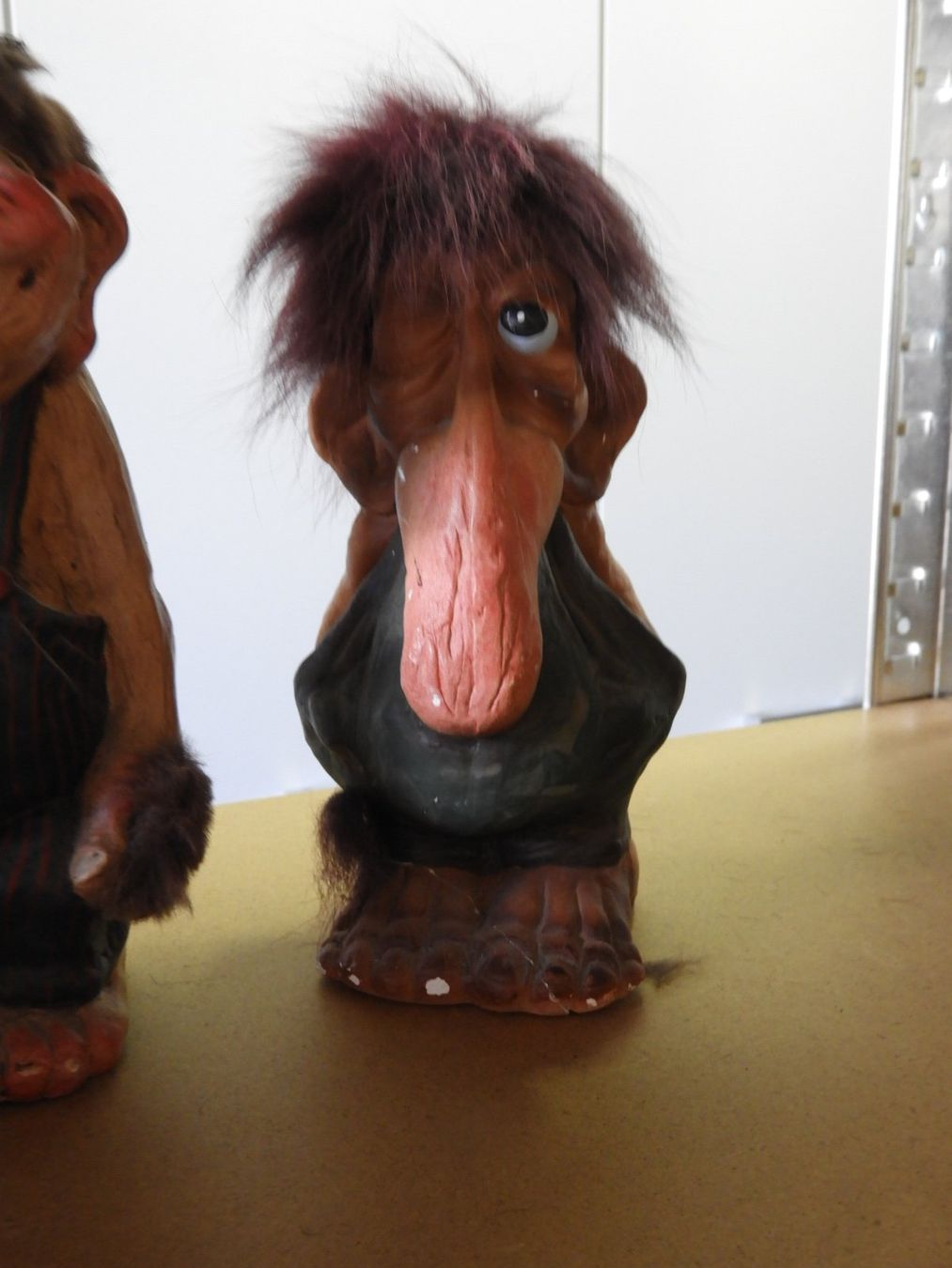 Statuette: TROLL'S 6  KOPIERTE NY FORM KERAMIK TROLL'S – Usato da Ettingen venduto da troll-mutter 6