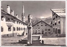 Zuoz GR // Sommer Dorfplatz Chesa Planta Crusch Alva 1965