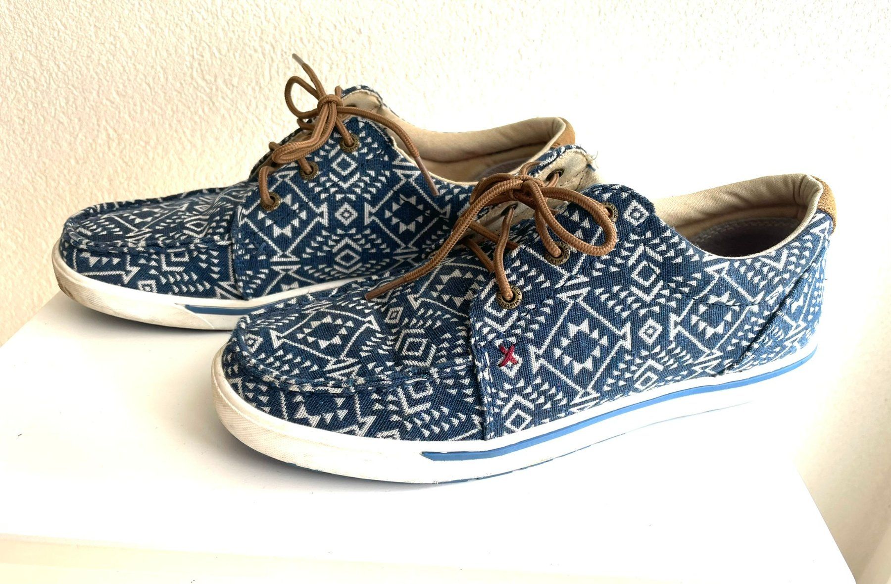 Scarpe da donna: Twisted X Hooey Loper Western Sneaker Multi Pattern Damen 40 – Usato da Frutigen venduto da stusan 2