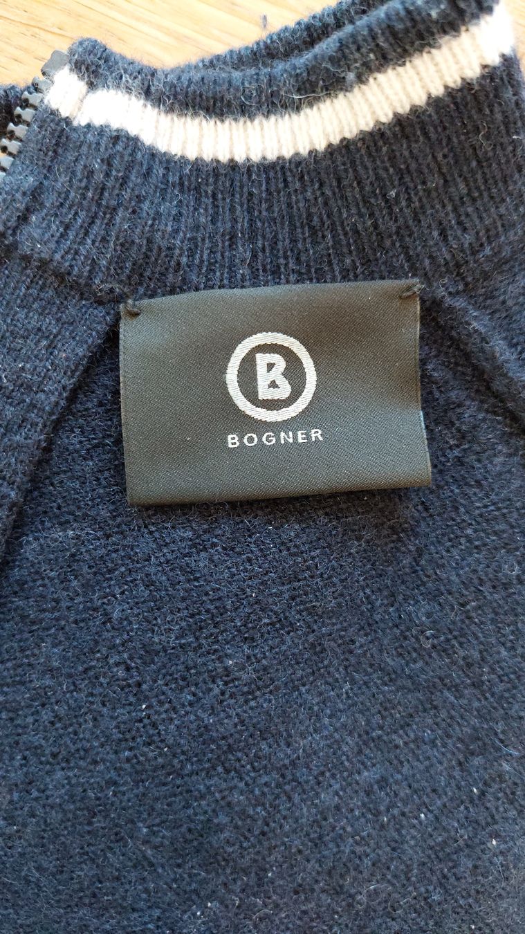 Bogner Maglioni & Felpe: Bogner Dunkelblauer Pullover mit weissen Details, Grösse M – Usato da Gwatt (Thun) venduto da Letzte-Chance 7