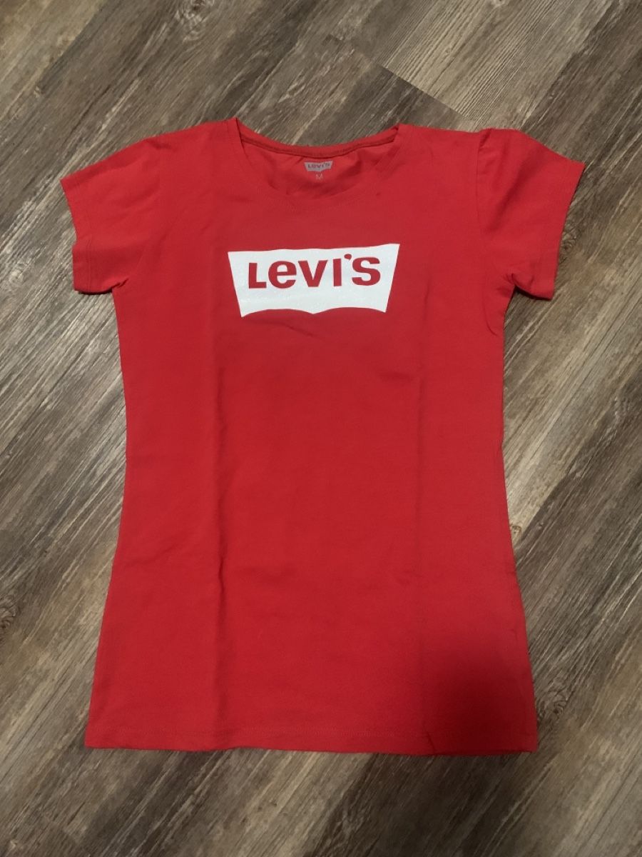 Levi's T-shirt: Levi‘s T-Shirt – Difettoso da Emmen venduto da ama_8wmn 1