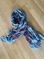 Leichter Schal - Blau mit rotem Indianermuster
