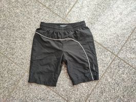 Schwarze Crosswave Shorts Grösse 128