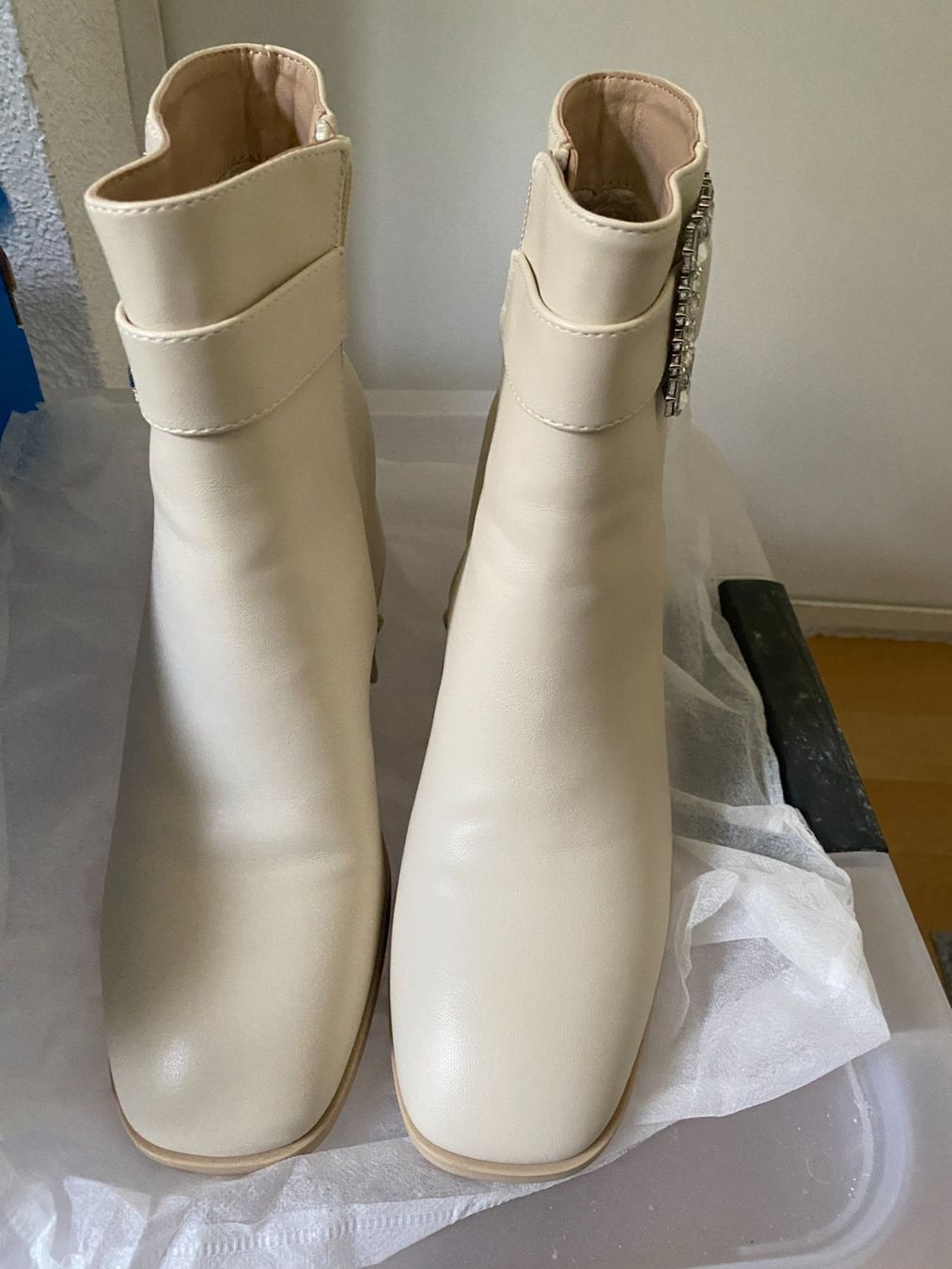 Scarpe da donna: Stifelette neu 38 – Nuovo (secondo la descrizione) da Liestal venduto da aarroon