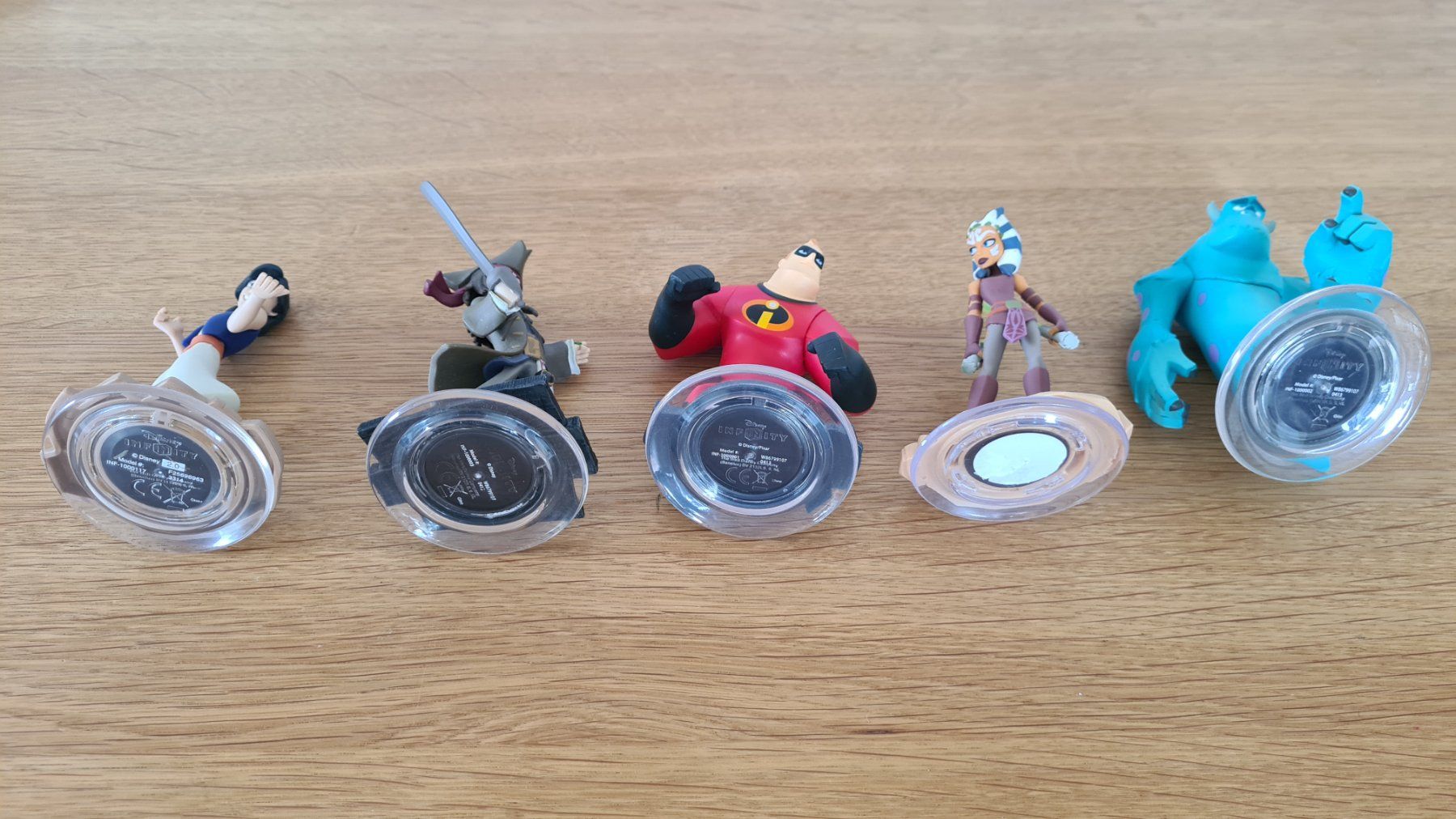 Disney Statuette: Sammlung 5 Disney INFINITY Game Figuren – Usato da Winterthur venduto da stufaphi 2