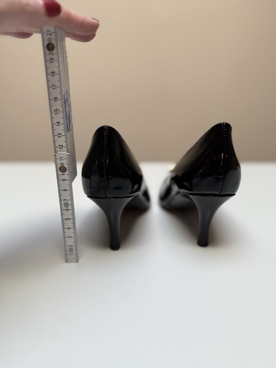 Jones Damenschuhe: Jones The Bootmaker pumps – Neu (gemäss Beschreibung) aus Spreitenbach von BritToSwiss 2