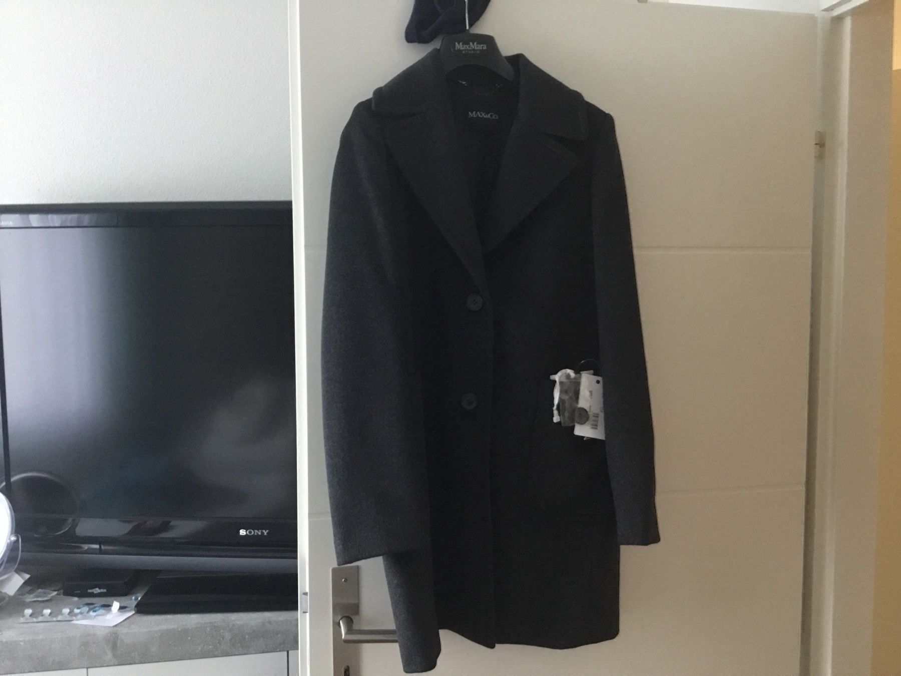 Max Mara Cappotti: Max Mara/ Max&Co Kurz Mäntel Jacke – Nuovo (secondo la descrizione) da emmenbrücke venduto da pamelaz