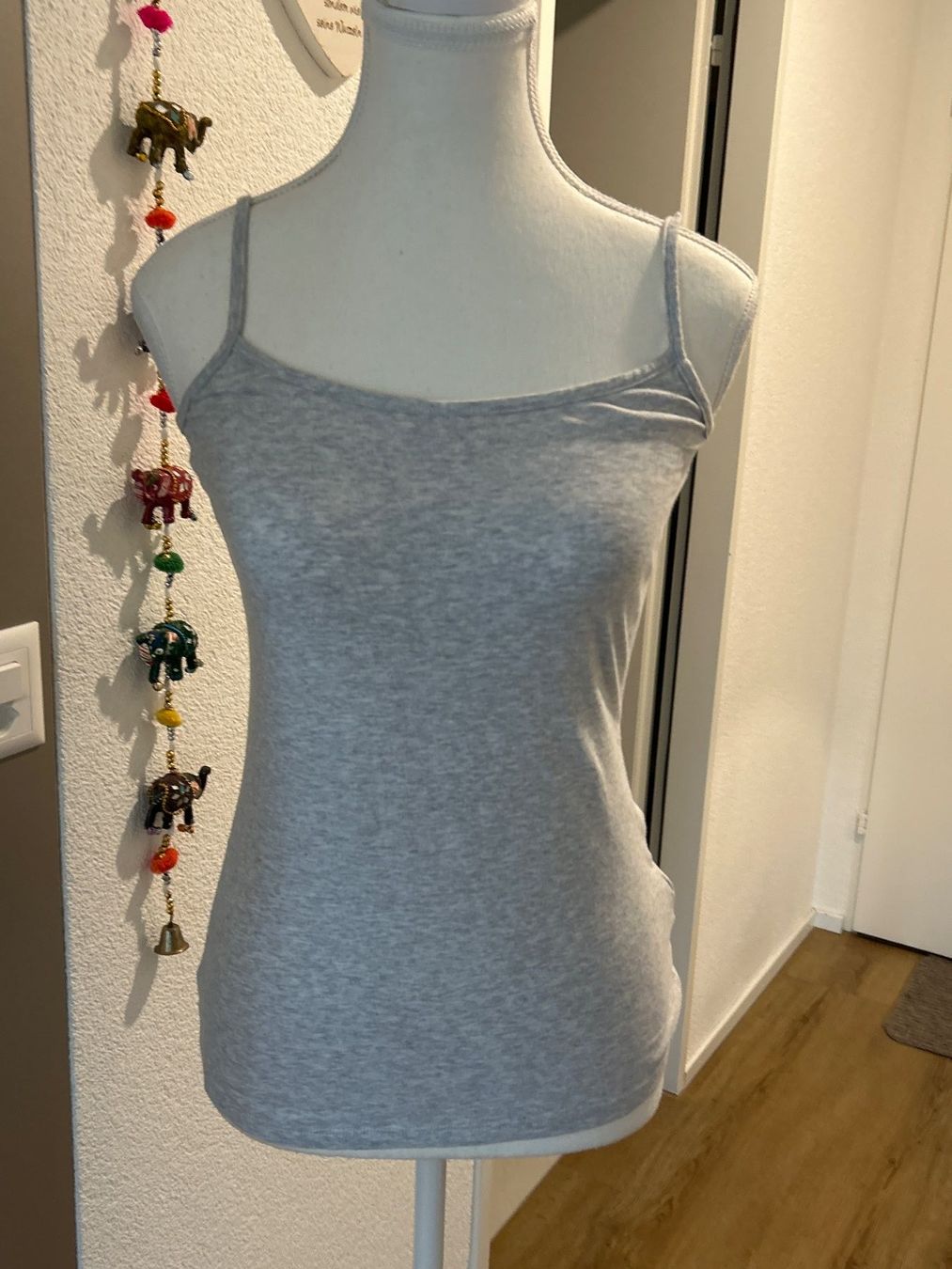 C&A Top: Top grau von C&A Gr.M – Usato da Brunnen venduto da Nala2929 3