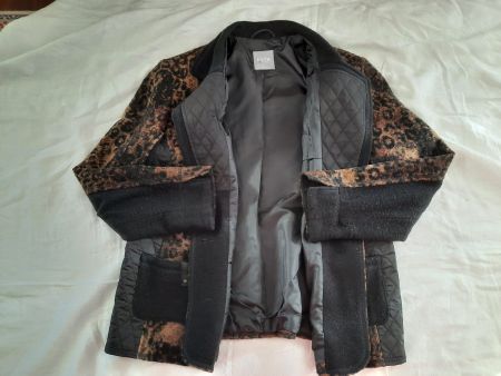 Jacke gefüttert, gesteppt mit Tigerlook; KSTN, Gr44, neu