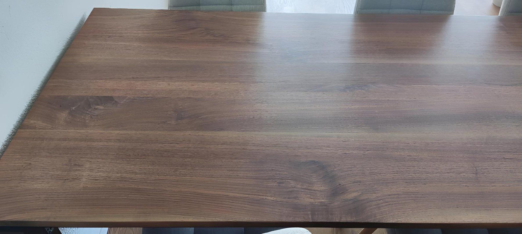 Tavoli: Nussbaum Massivholztisch – Usato da Schongau venduto da Retro_Shop 1